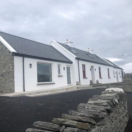 Conway'S Cottage With Sea View Nestling By Cliffs-Of-Moher ลิสกานเนอร์ ภายนอก รูปภาพ
